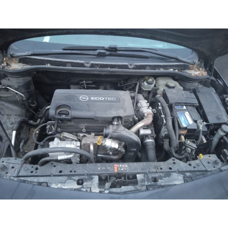 opel astra j (p10) del año 2011