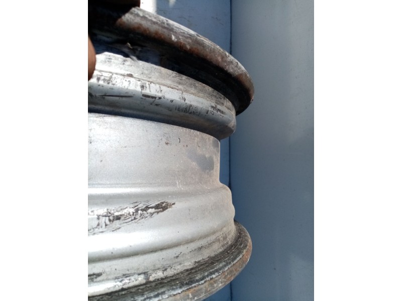 Recambio de llanta para hyundai h-1 / starex autobús (a1) 2.5 td referencia OEM IAM 529104A000  