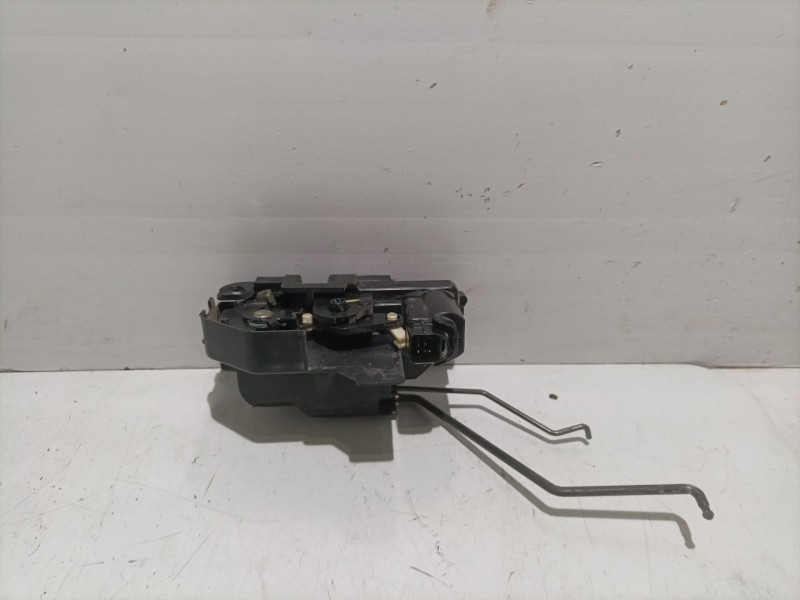 Recambio de cerradura puerta delantera izquierda para hyundai getz (tb) 1.3 referencia OEM IAM 813101C211  