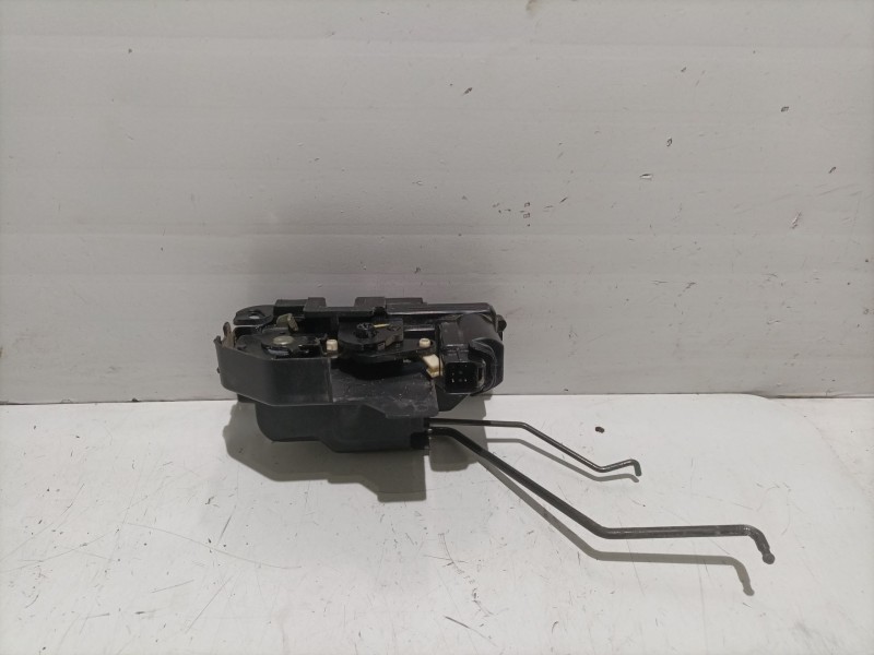 Recambio de cerradura puerta delantera izquierda para hyundai getz (tb) 1.3 referencia OEM IAM 813101C211  