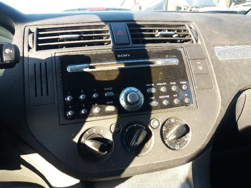 ford focus c-max (cap) trend (d)   |   06.03 - 12.07 | 2003 - 2007 | 101 cv / 74 kw del año 2003