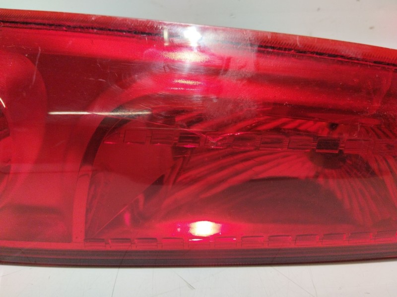 Recambio de piloto trasero izquierdo para ford fiesta (cbk) referencia OEM IAM   