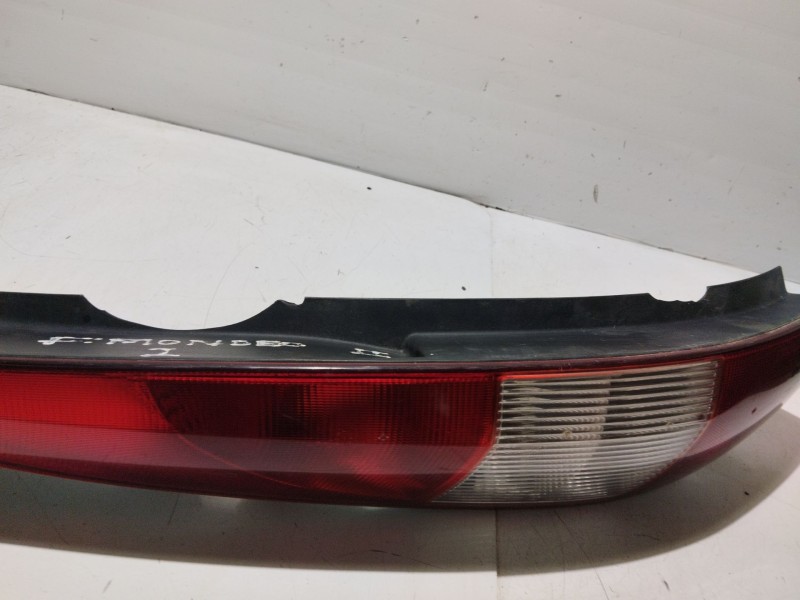 Recambio de piloto trasero izquierdo para ford mondeo turnier (ge) referencia OEM IAM    Recambio de piloto trasero izquierdo para ford mondeo turnier (ge) referencia OEM IAM