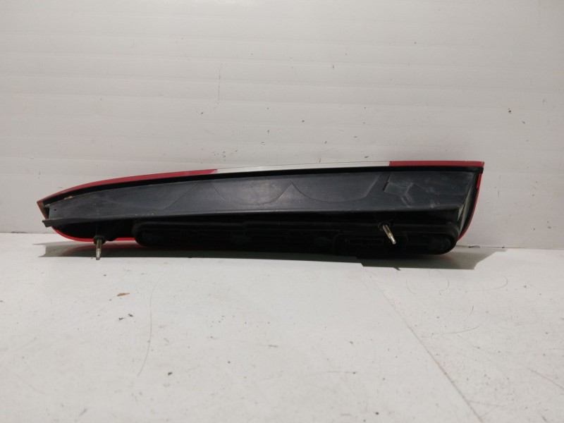 Recambio de piloto trasero derecho para ford focus c-max (cap) referencia OEM IAM    Recambio de piloto trasero derecho para ford focus c-max (cap) referencia OEM IAM