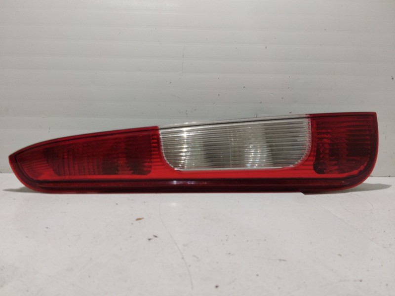 Recambio de piloto trasero izquierdo para ford focus c-max (cap) referencia OEM IAM    Recambio de piloto trasero izquierdo para ford focus c-max (cap) referencia OEM IAM