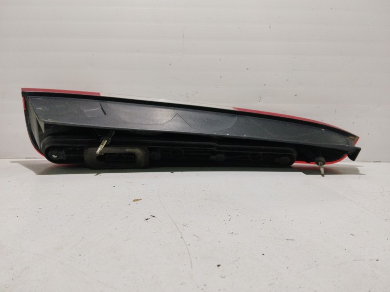 Recambio de piloto trasero izquierdo para ford focus c-max (cap) referencia OEM IAM    Recambio de piloto trasero izquierdo para ford focus c-max (cap) referencia OEM IAM