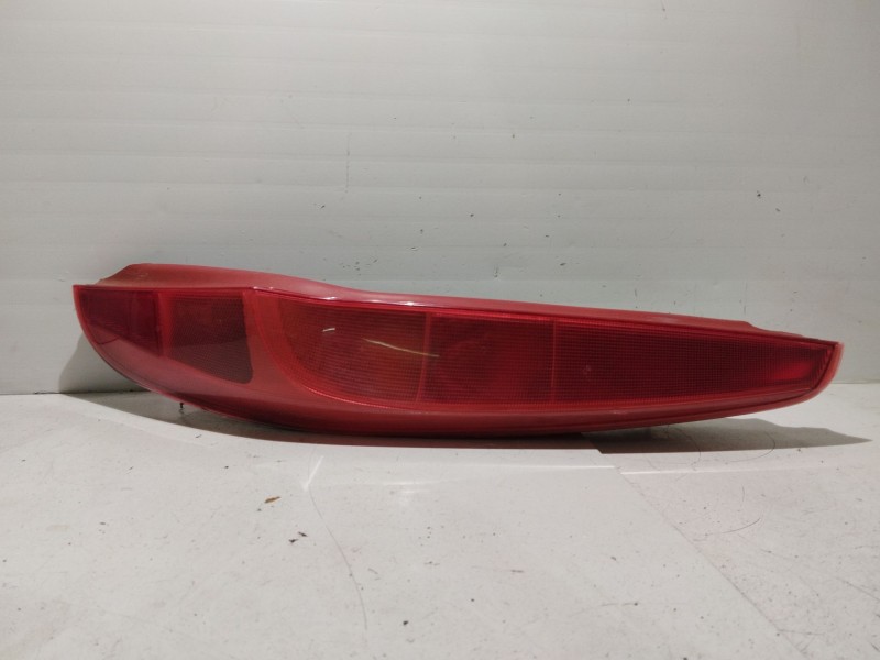 Recambio de piloto trasero derecho para fiat punto berlina (176) referencia OEM IAM   