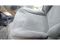 Recambio de asiento delantero derecho para nissan primastar autobús (x83) dci 100 referencia OEM IAM 8640000QAG 8732000QA3 87620