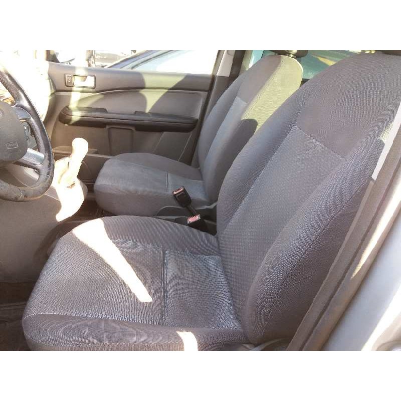 ford focus c-max (cap) trend (d)   |   06.03 - 12.07 | 2003 - 2007 | 101 cv / 74 kw del año 2003