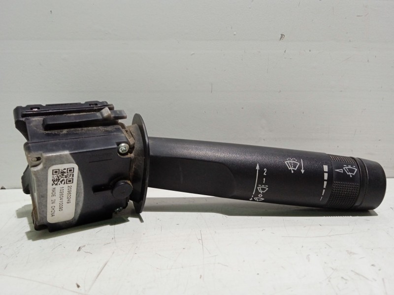 Recambio de mando limpia para chevrolet aveo berlina hatchback 1.2 cat referencia OEM IAM 20962249  