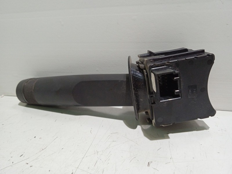 Recambio de mando intermitentes para chevrolet aveo berlina hatchback 1.2 cat referencia OEM IAM 20962250  