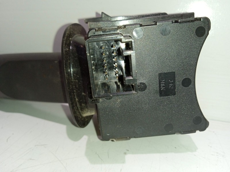 Recambio de mando intermitentes para chevrolet aveo berlina hatchback 1.2 cat referencia OEM IAM 20962250  