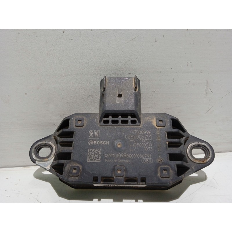 Recambio de sensor para chevrolet aveo berlina hatchback 1.2 cat referencia OEM IAM 13500996 0265005791 