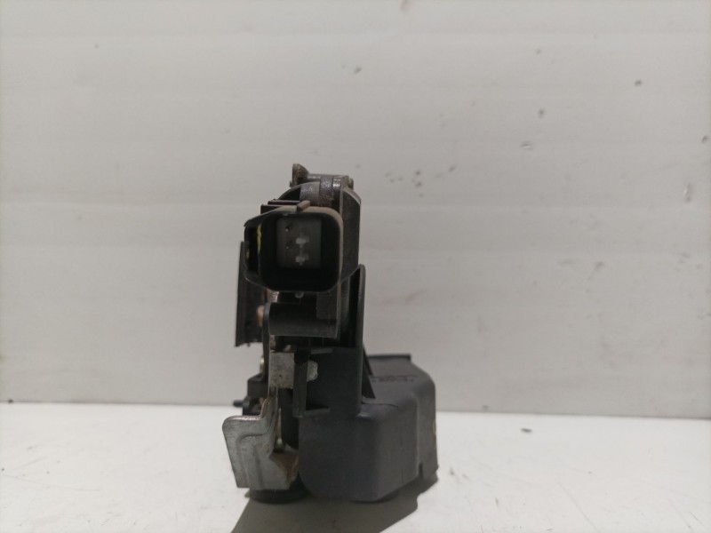 Recambio de cerradura puerta trasera izquierda para kia picanto 1.1 cat referencia OEM IAM 8141007010HU  