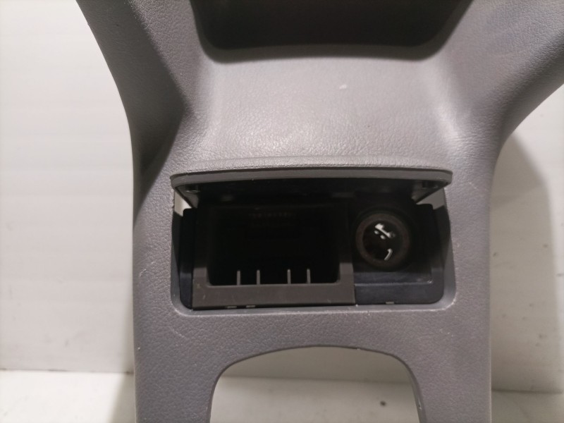 Recambio de cenicero para skoda octavia berlina (1u2) ambiente referencia OEM IAM 1U1863243  