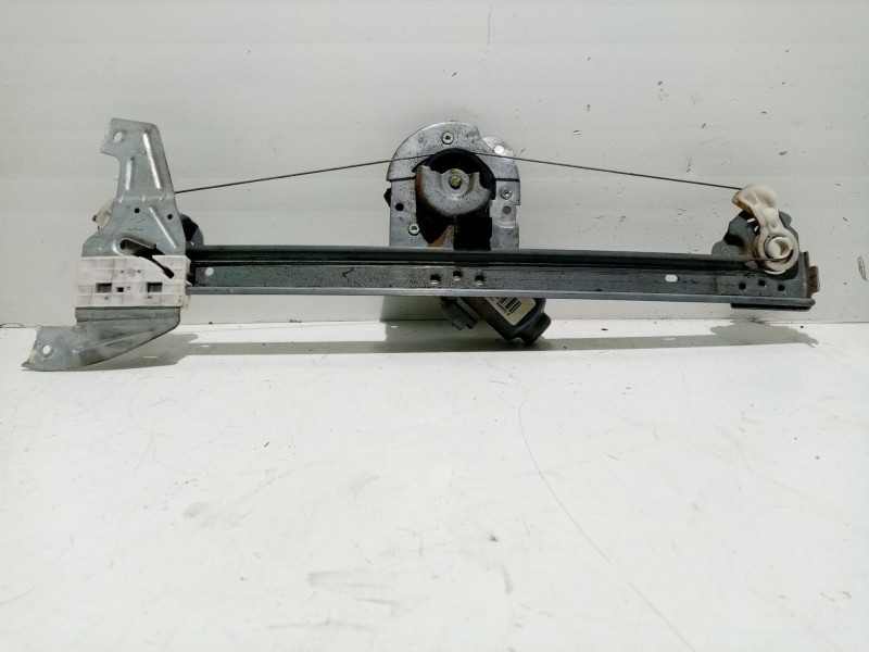 Recambio de elevalunas delantero derecho para toyota aygo (kgb/wnb) referencia OEM IAM 698100H020  