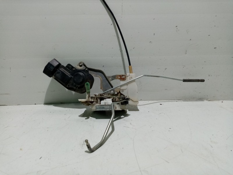 Recambio de cerradura puerta delantera izquierda para toyota aygo (kgb/wnb) referencia OEM IAM 690400H020  