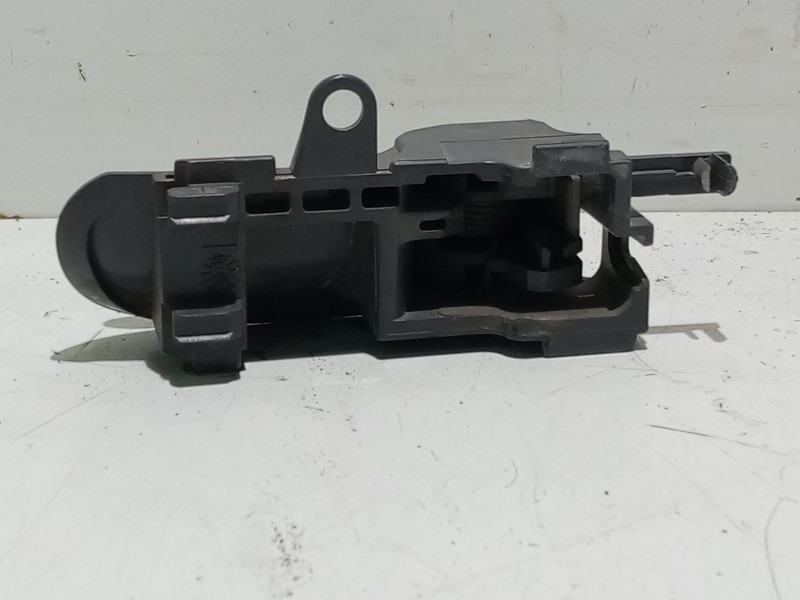 Recambio de maneta interior delantera izquierda para toyota aygo (kgb/wnb) referencia OEM IAM 692060D060B2  