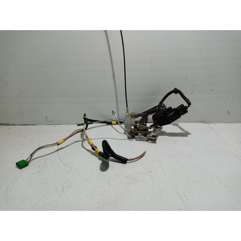 Recambio de cerradura puerta trasera derecha para toyota aygo (kgb/wnb) referencia OEM IAM 690500H011  