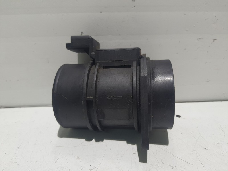 Recambio de caudalimetro para nissan primastar autobús (x83) dci 100 referencia OEM IAM AF1018808016  