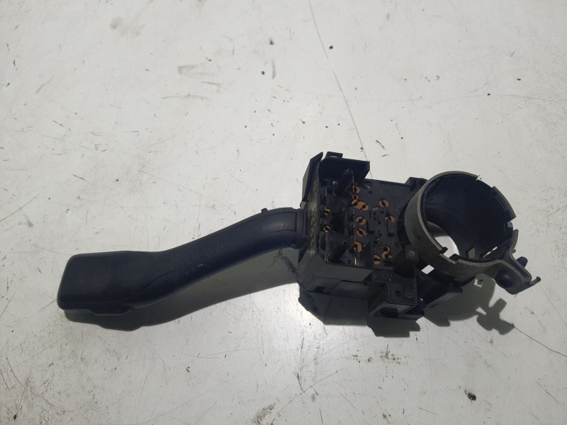 Recambio de mando intermitentes para audi a3 (8l1) 1.9 tdi referencia OEM IAM 8L0953513G 8L0953513G01C 8L0953513G