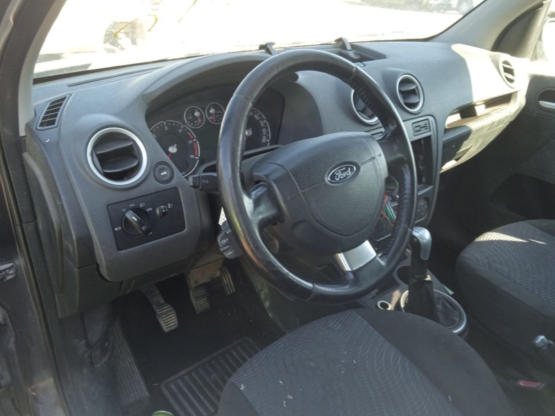 ford fusion (ju_) del año 2006