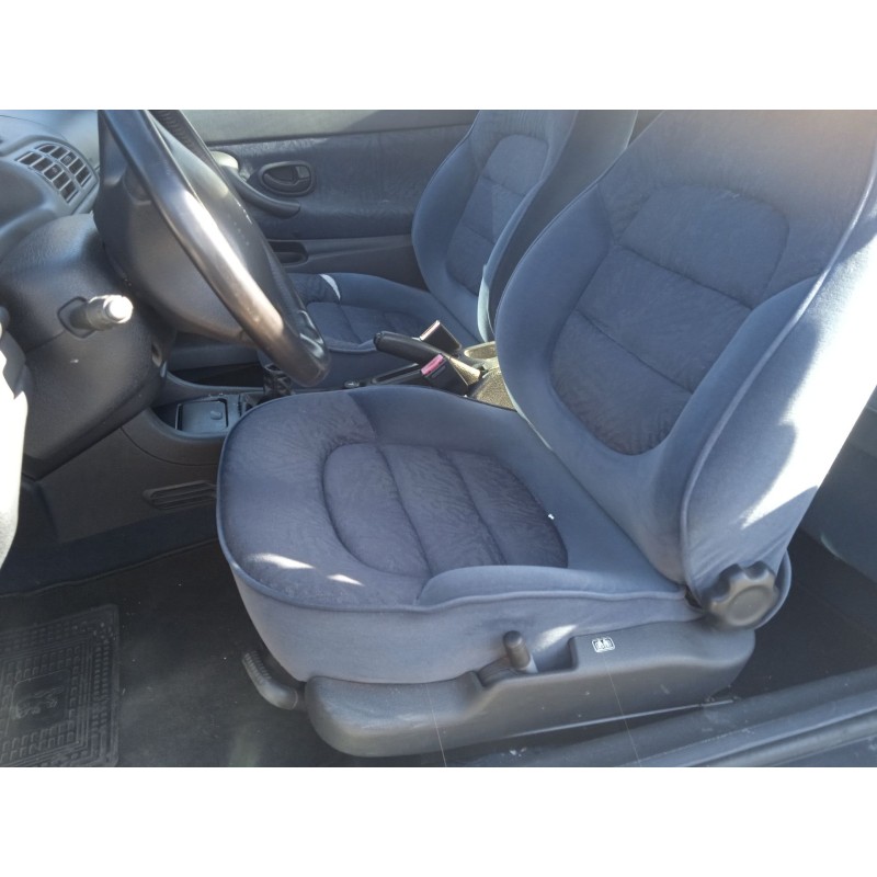 peugeot 406 coupé (8c) del año 1998