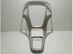 Recambio de mascara central de salpicadero para opel astra j (p10) 1.7 cdti (68) referencia OEM IAM 13257562   2