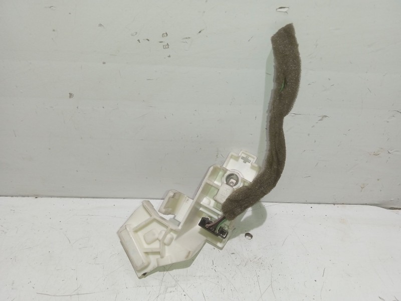 Recambio de portalamparas para opel astra j (p10) 1.7 cdti (68) referencia OEM IAM 13306462  