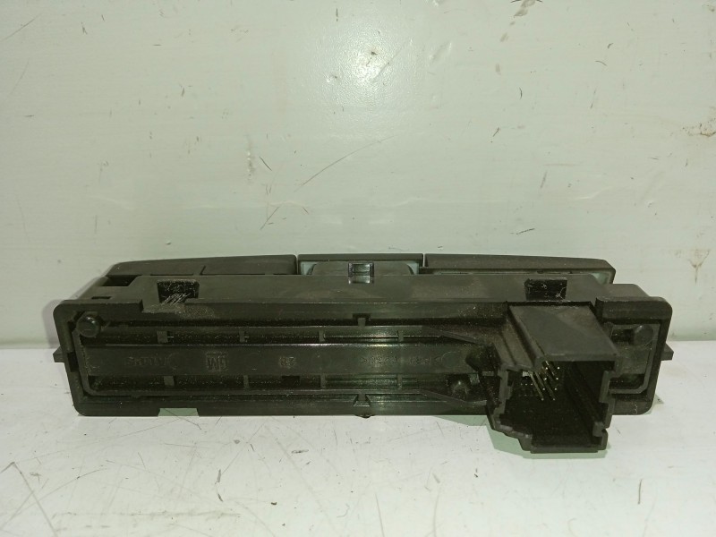 Recambio de warning para opel astra j (p10) 1.7 cdti (68) referencia OEM IAM 13285122  