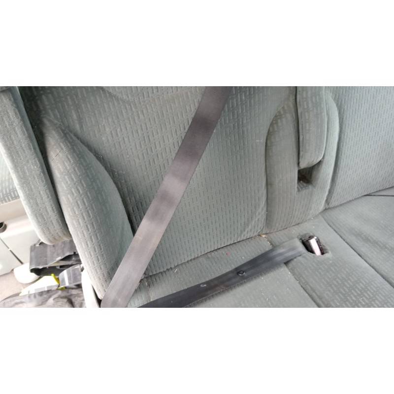 Recambio de cinturon seguridad trasero derecho para nissan primastar autobús (x83) dci 100 referencia OEM IAM 8884500QAF  