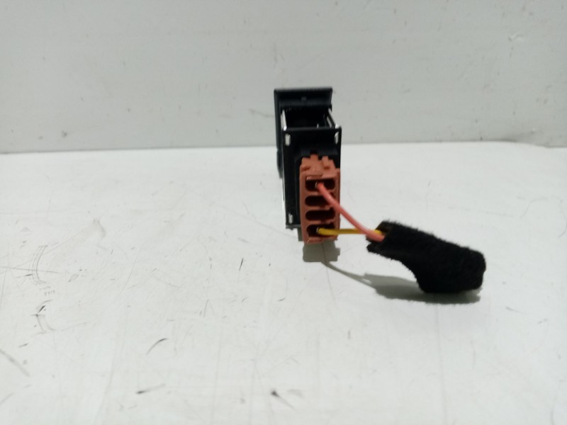 Recambio de interruptor para peugeot 406 coupé (8c) 2.0 16v referencia OEM IAM 6552L6  