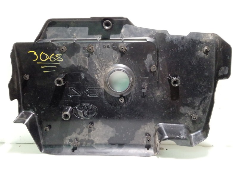Recambio de tapa motor para toyota auris 1.4 turbodiesel cat referencia OEM IAM 987654321  
