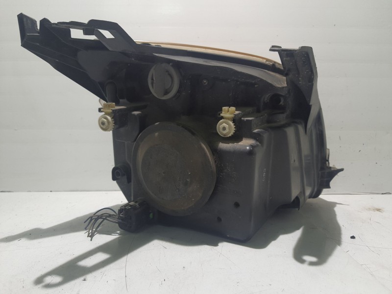Recambio de faro izquierdo para ford fusion (ju_) 1.4 tdci referencia OEM IAM 1547725  