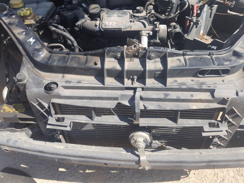 Recambio de panel frontal para ford fusion (ju_) 1.4 tdci referencia OEM IAM 1518178  