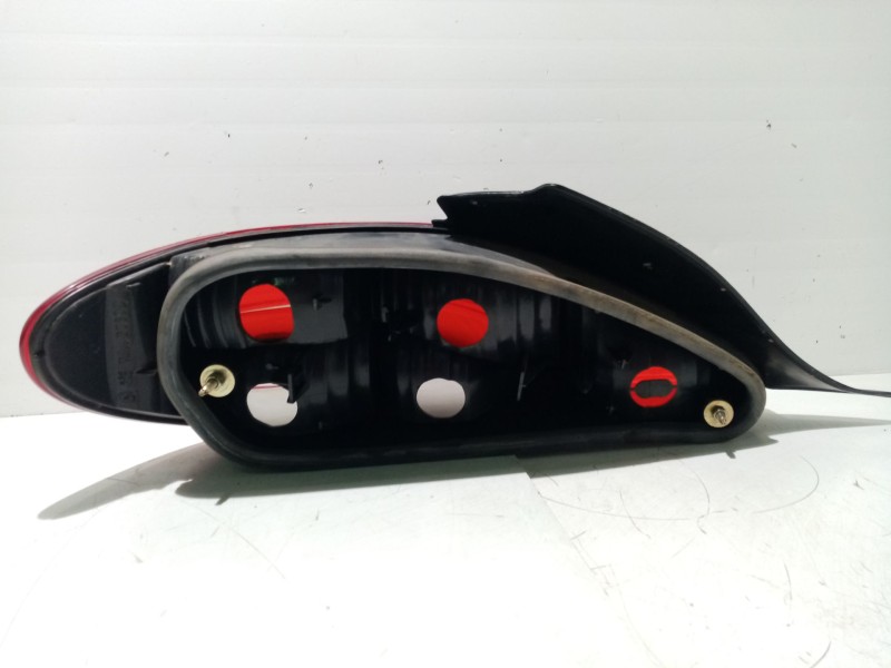 Recambio de piloto trasero derecho para peugeot 406 coupé (8c) 2.0 16v referencia OEM IAM 6351J2  