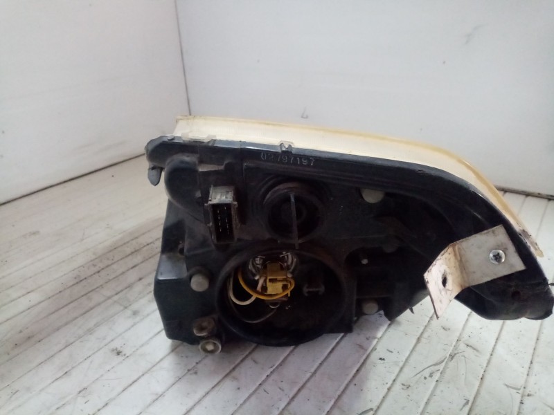 Recambio de faro derecho para citroën c2 (jm_) 1.4 hdi referencia OEM IAM 2746852  