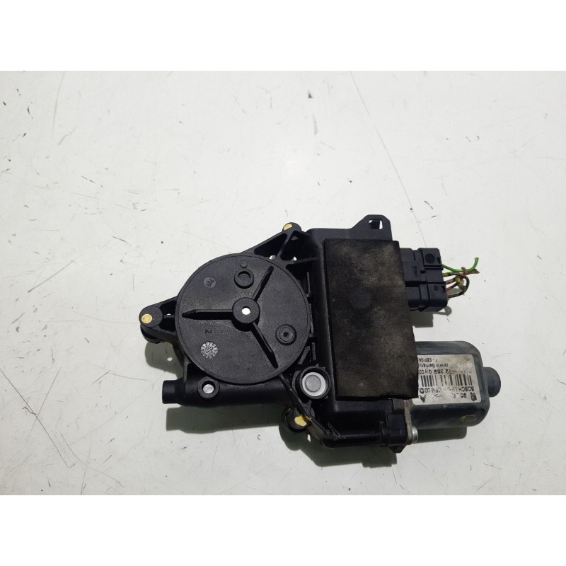 Recambio de motor elevalunas delantero derecho para peugeot 308 sw i (4e_, 4h_) 1.6 hdi referencia OEM IAM 0130822369 9657247580