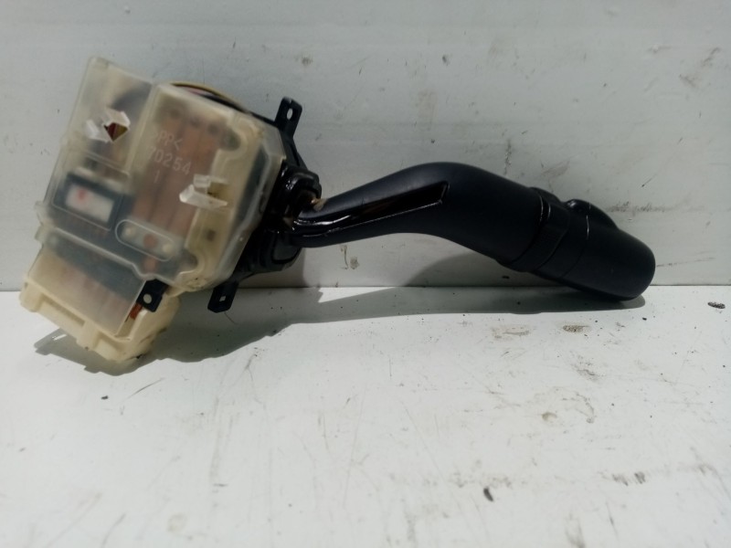 Recambio de mando luces para mazda 6 berlina (gg) 2.0 diesel cat referencia OEM IAM GJ6F66122  