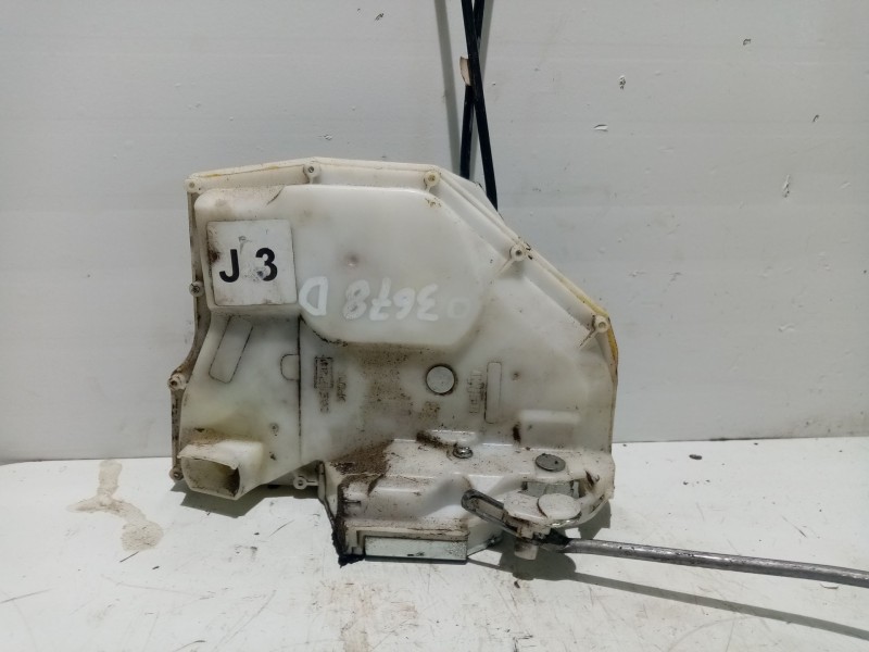 Recambio de cerradura puerta delantera derecha para suzuki swift berlina (mz) gl referencia OEM IAM 8220162J30  