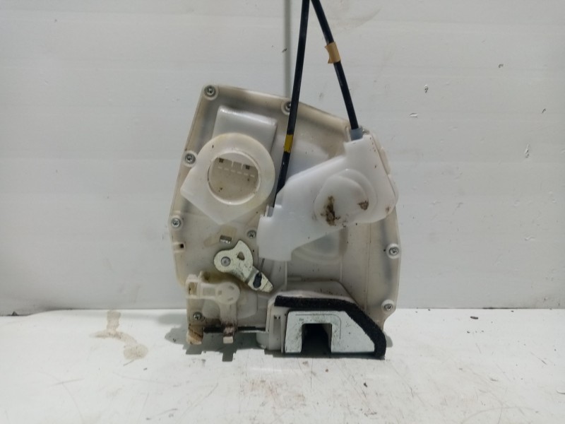 Recambio de cerradura puerta trasera derecha para suzuki swift berlina (mz) gl referencia OEM IAM 8230162J20  