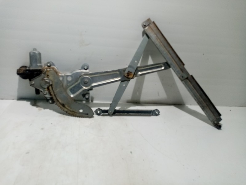 Recambio de elevalunas delantero izquierdo para suzuki swift berlina (mz) gl referencia OEM IAM 8344063J50  