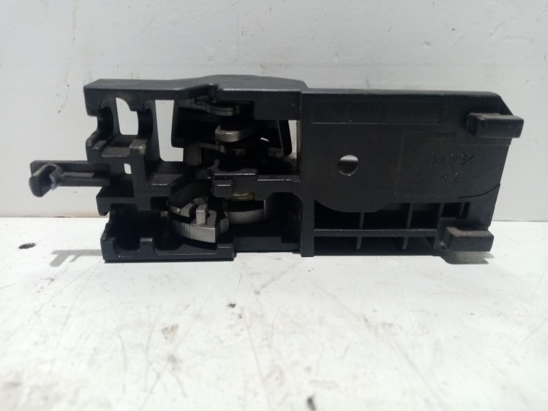 Recambio de maneta interior trasera derecha para suzuki swift berlina (mz) gl referencia OEM IAM 8311062J10BWL  