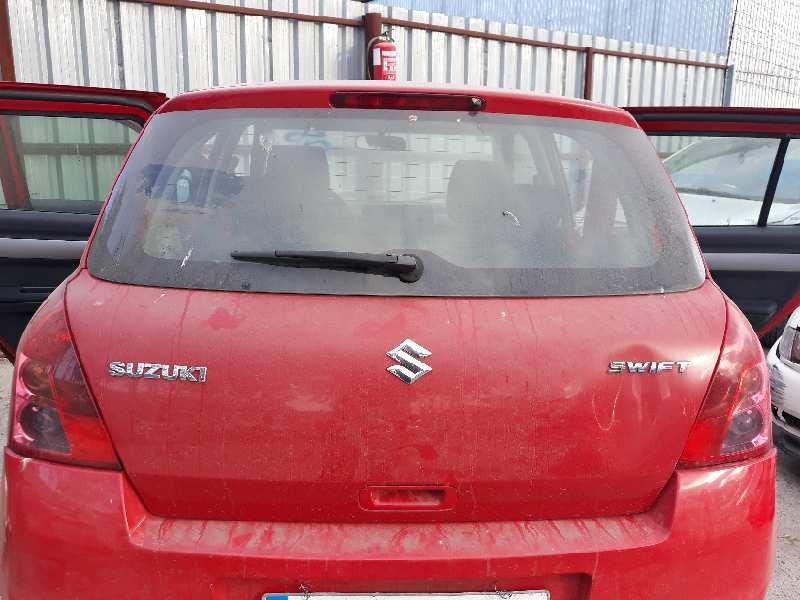 Recambio de porton trasero para suzuki swift berlina (mz) gl referencia OEM IAM 6910063J23  
