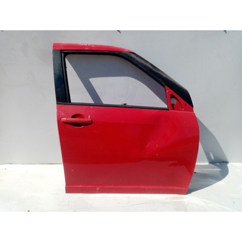 Recambio de puerta delantera derecha para suzuki swift berlina (mz) gl referencia OEM IAM 6800162J00  