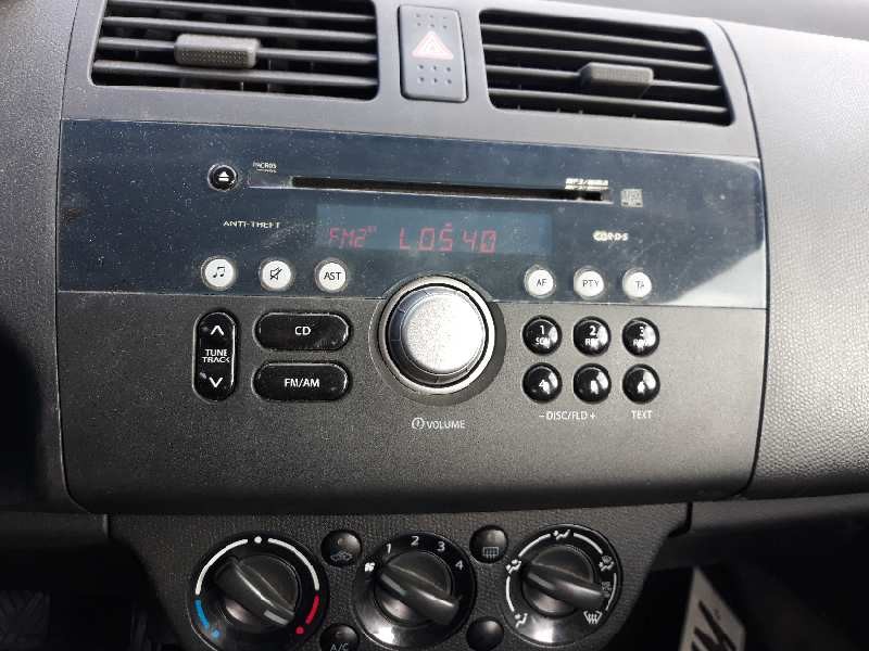 Recambio de sistema audio / radio cd para suzuki swift berlina (mz) gl referencia OEM IAM 3910162J2  3910162J20BZM