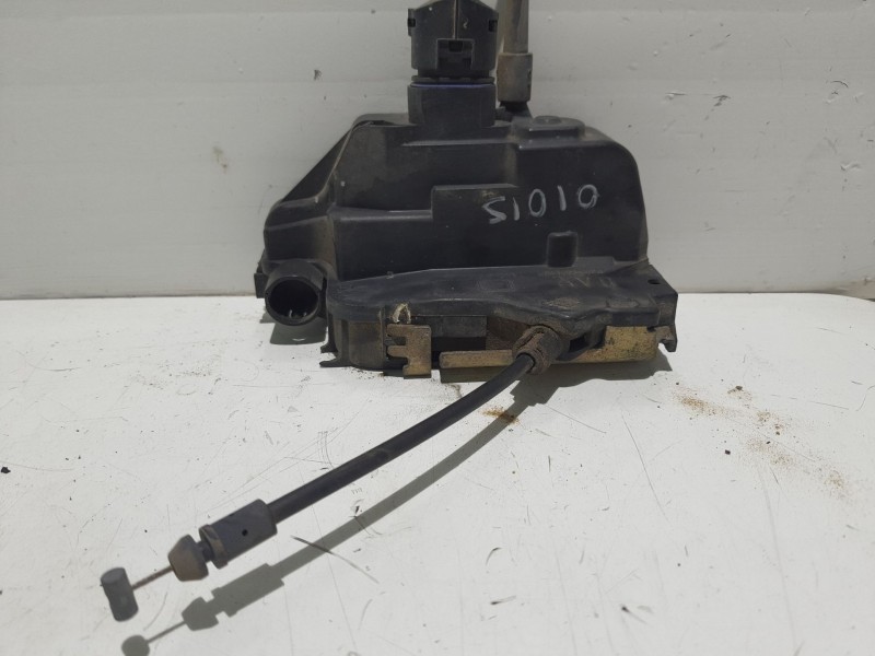 Recambio de cerradura puerta delantera derecha para renault espace iv (jk0) privilege referencia OEM IAM 8200017973  