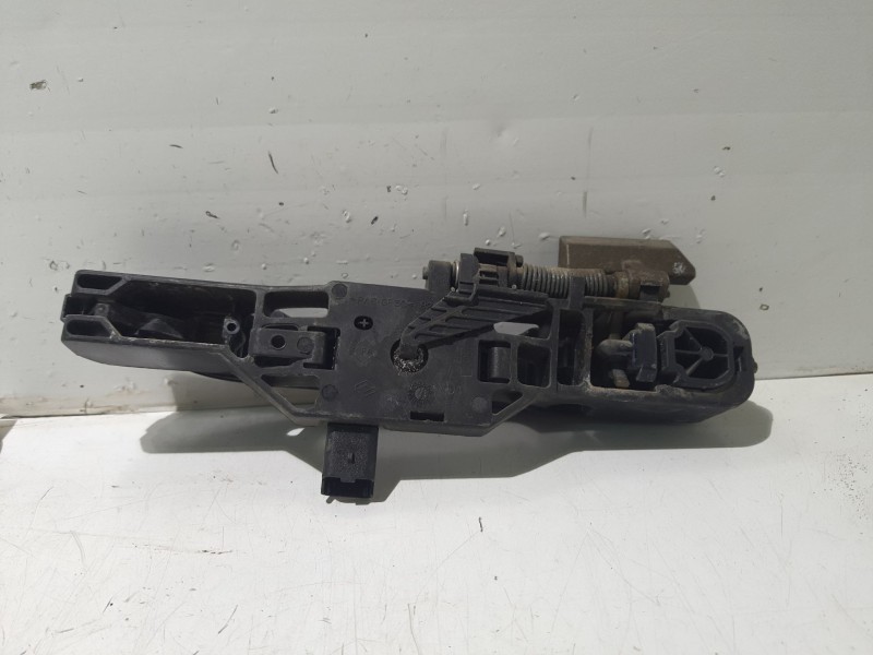 Recambio de maneta exterior delantera derecha para renault espace iv (jk0) privilege referencia OEM IAM 7701472932  
