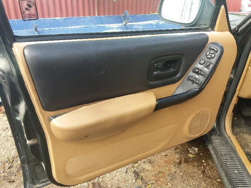 jeep cherokee chief 5.9 v8   |   0.79 - ... | 1979 | 125 cv / 92 kw del año 1979