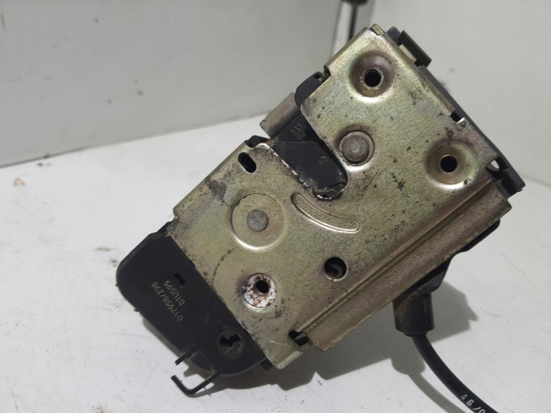 Recambio de cerradura puerta trasera derecha para renault espace iv (jk0) privilege referencia OEM IAM 8200017964  